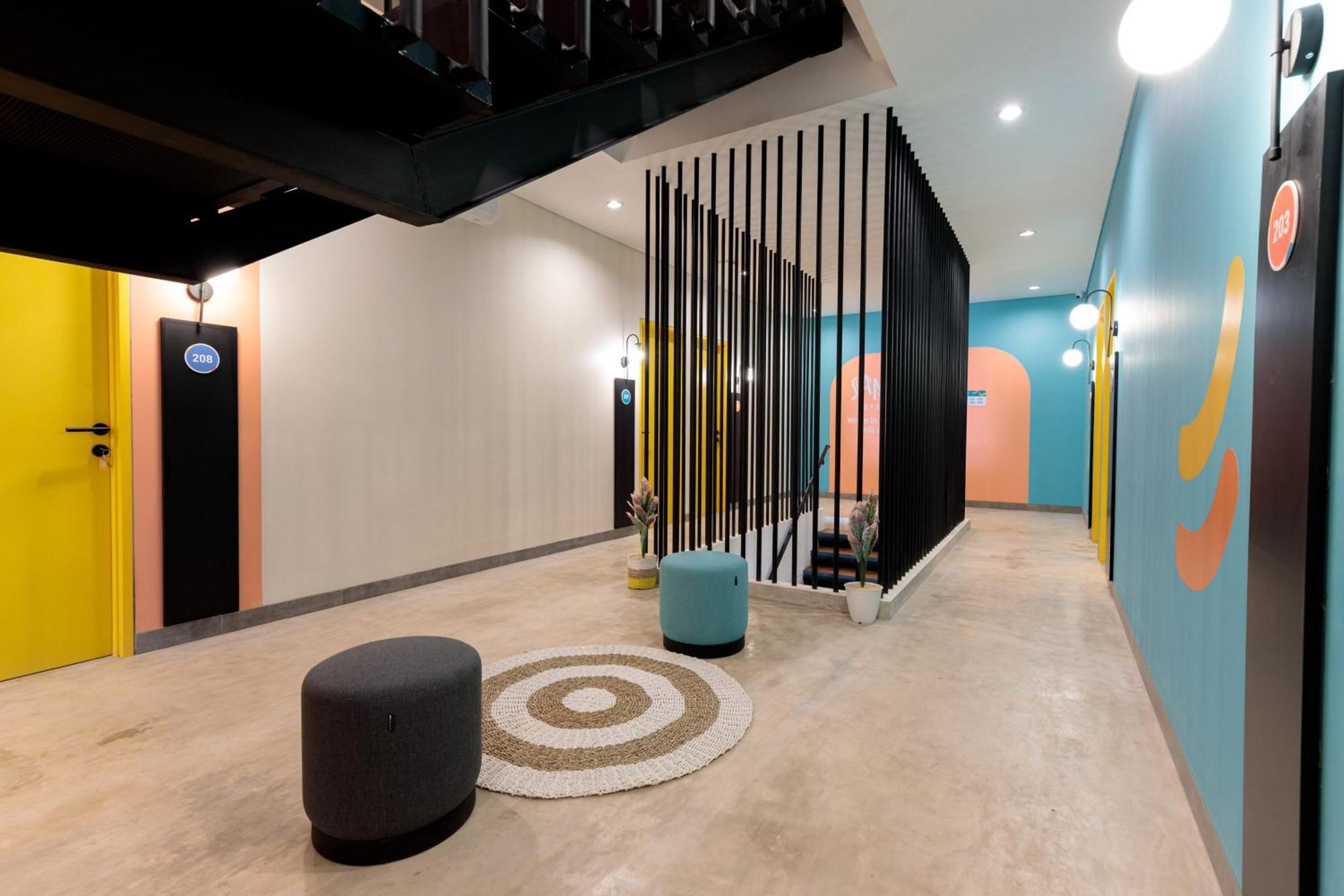 Sans Hotel Kelapa Gading Джакарта Экстерьер фото